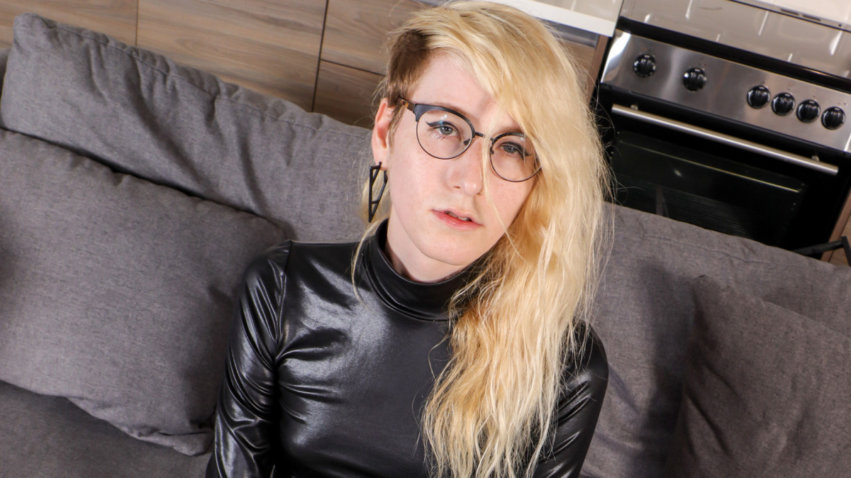 Divine Androgyne Cums!