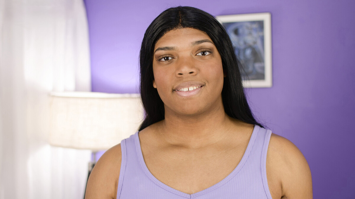 TransGasm-Jade Dragon-Posing Makes Me Horny